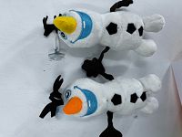 7in snow man (orange & Yellow Noise) * Box inside for sit down